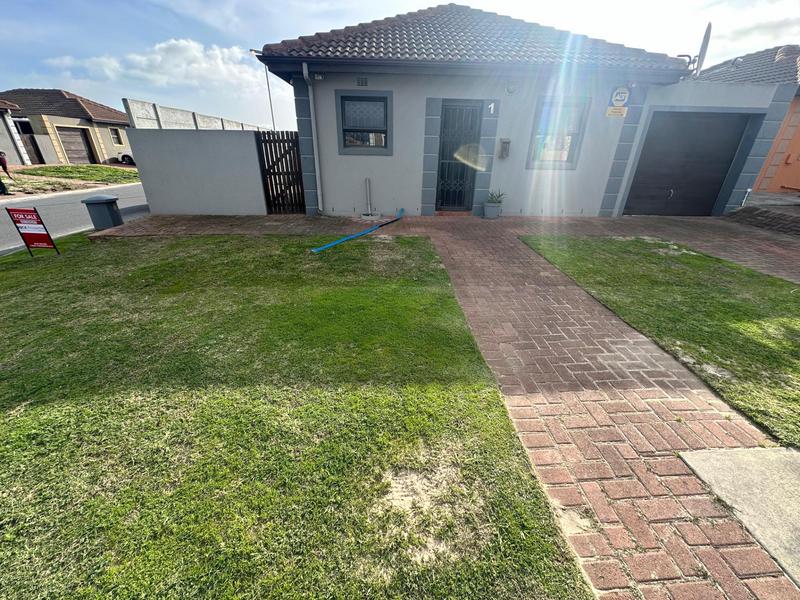 2 Bedroom Property for Sale in Hagley Western Cape